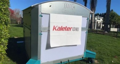 落户新西兰的首台家庭版移动鸡舍!